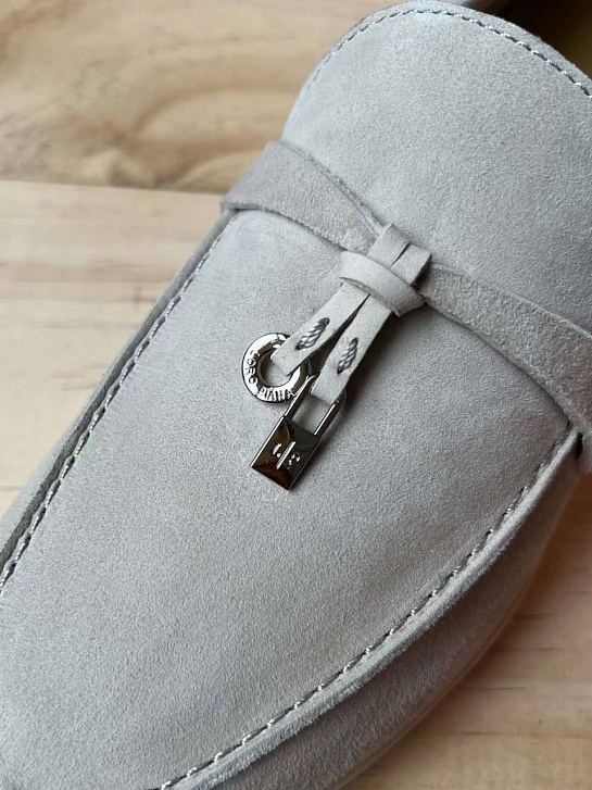 Женские замшевые лоферы Loro Piana Open Walk Premium - Grey