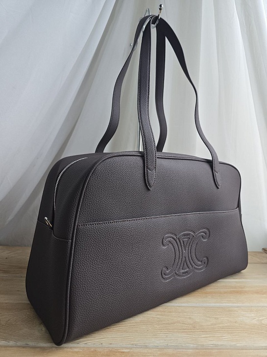 Кожаная сумка Celine Triomphe 44x26 см