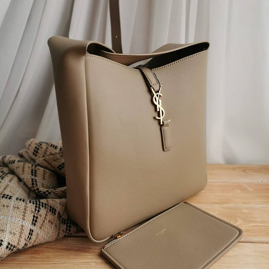Женская сумка Yves Saint Laurent Le 5 a 7 Supple 28x24 см - Beige   
