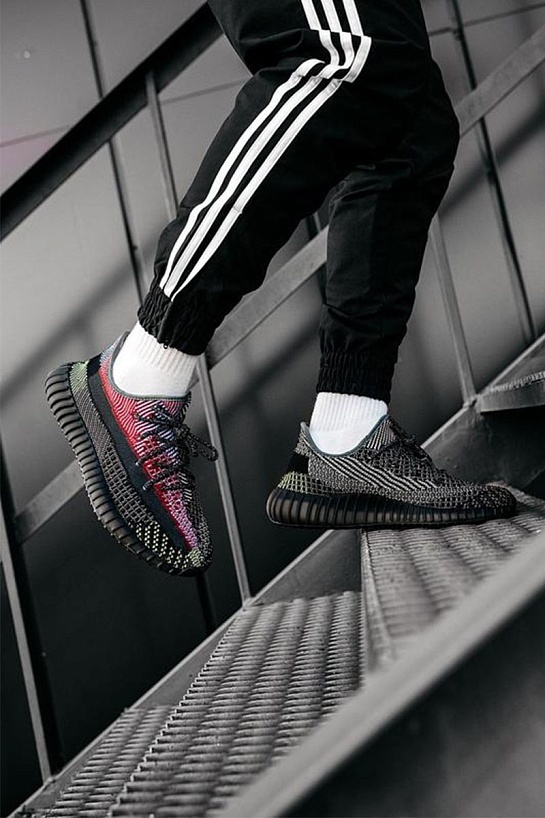 Кроссовки Adidas Yeezy Boost 350 V2 "Yecheil"