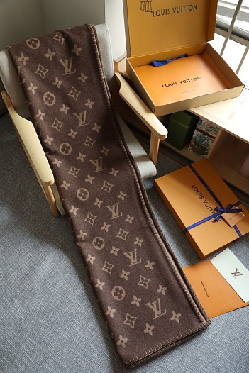 Плед Louis Vuitton Neo Monogram premium 140x180 см - Brown   