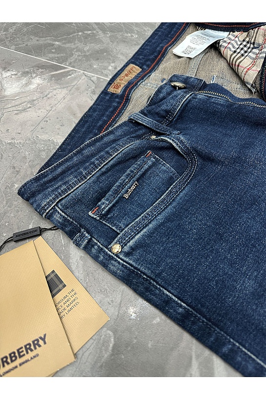 Джинсы тёмно-синего цвета Burberry regular fit