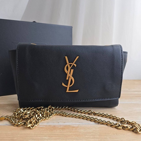 Кожаная сумка Yves Saint Laurent Kate 25x14 см