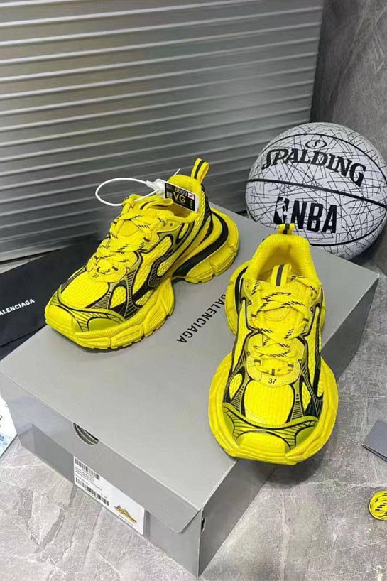 Женские кроссовки Balenciaga 3XL Trainers - Yellow