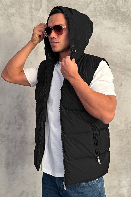 Мужской чёрный жилет Emporio Armani 7