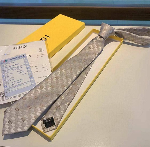 Классический серый галстук Fendi   