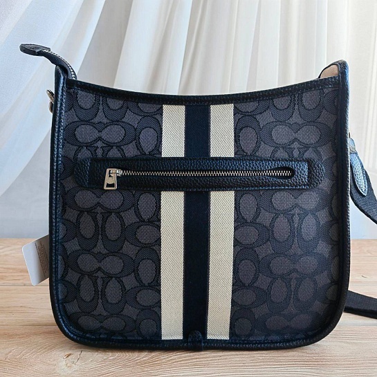 Женская сумка Coach Dempsey File Bagwith Stripe And Coach Patch 25x25 см (3 расцветки)