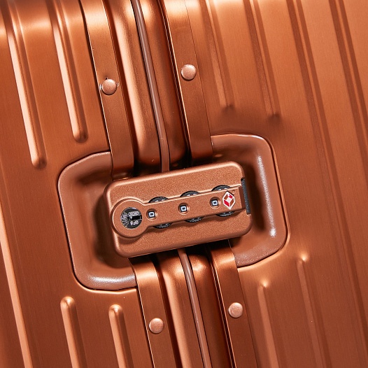 Чемодан Rimowa Aluminum S Premium 54x36x23 см   