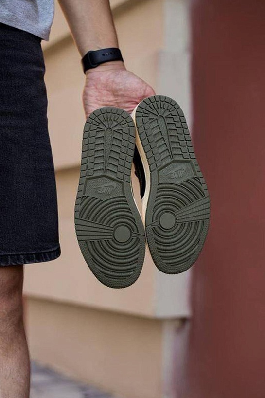 Кроссовки Travis Scott x Nike Air Jordan 1 Low OG "Olive" Premium