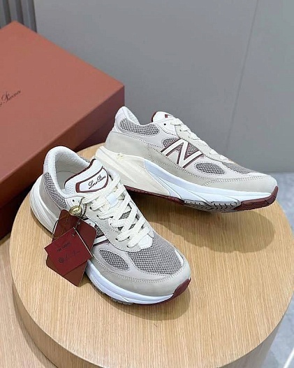 Женские кроссовки New Balance x Loro Piana 990v6 premium   