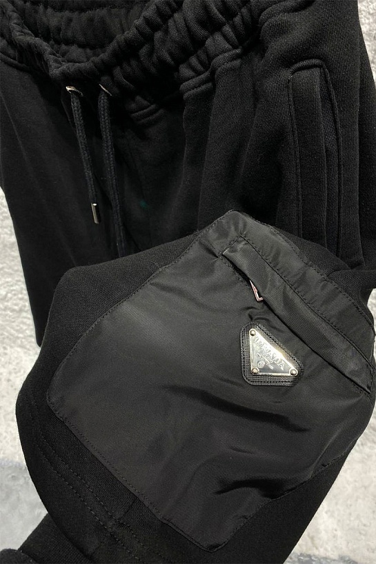 Мужские чёрные шорты Prada Milano