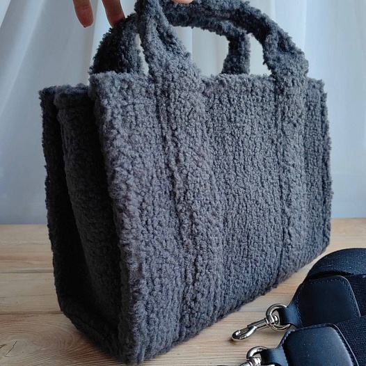 Сумка тоут Marc Jacobs 28x21 см   