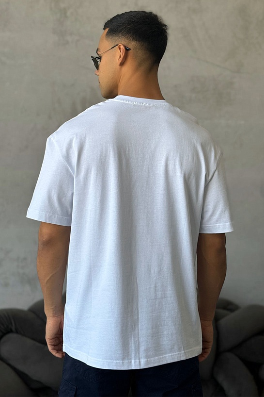 Оверсайз футболка Louis Vuitton белого цвета