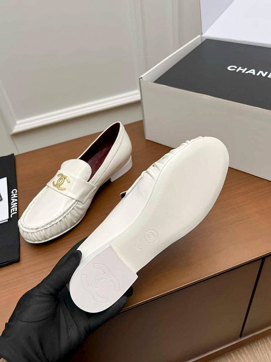 Женские кожаные лоферы Chanel premium