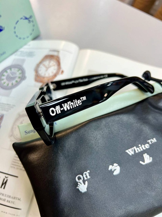 Квадратные солнцезащитные очки Off-White Manchester