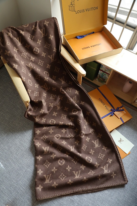 Плед Louis Vuitton Neo Monogram premium 140x180 см - Brown