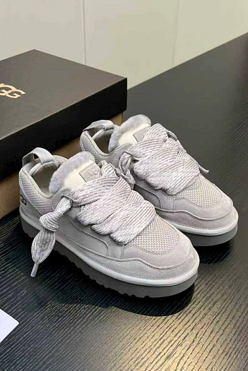 Женские замшевые ботинки UGG Lowmel   