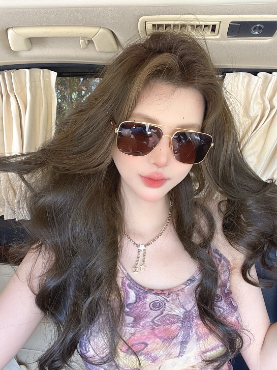 Солнцезащитные очки Dior