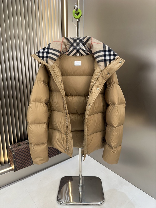 Мужской пуховик Burberry Halsby - Beige