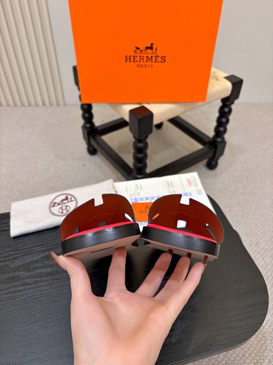 Мужские шлёпанцы Hermes Izmir