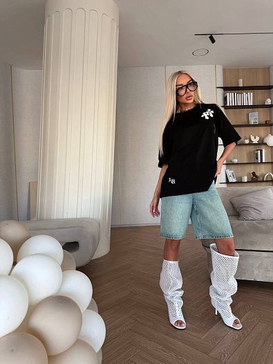 Женская оверсайз футболка чёрного цвета Chrome Hearts premium   