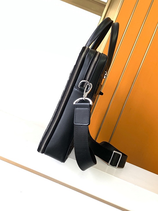 Кожаный портфель Salvatore Ferragamo Gancini Premium 39x28.5x7 см