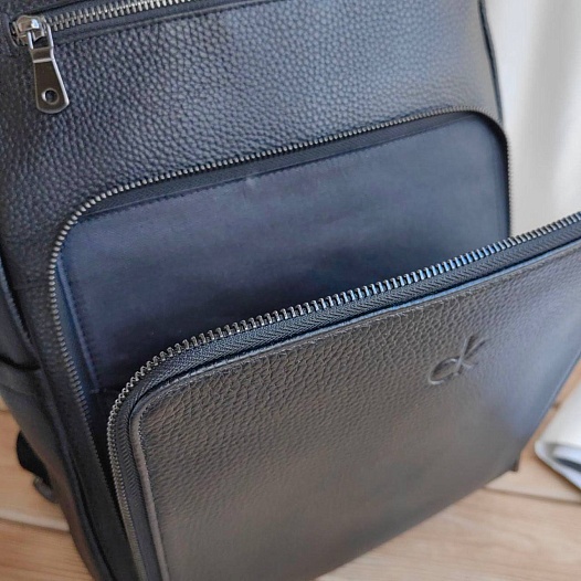 Кожаный рюкзак Calvin Klein 29x41 см   