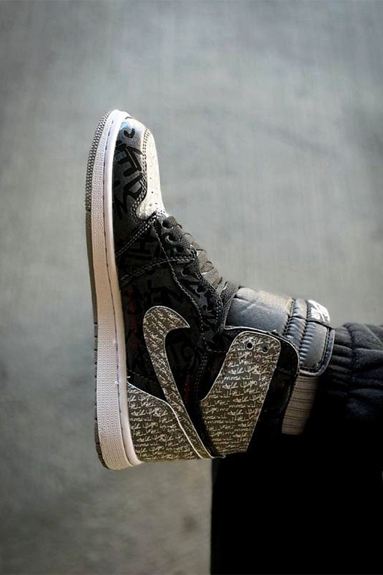 Кроссовки Nike Air Jordan 1 High "Rebellionaire"