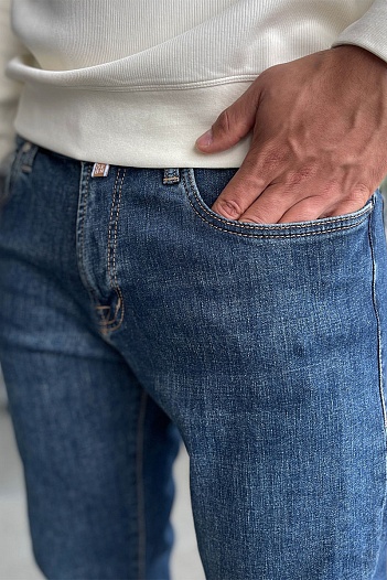 Мужские джинсы Jacob Cohen синего цвета   