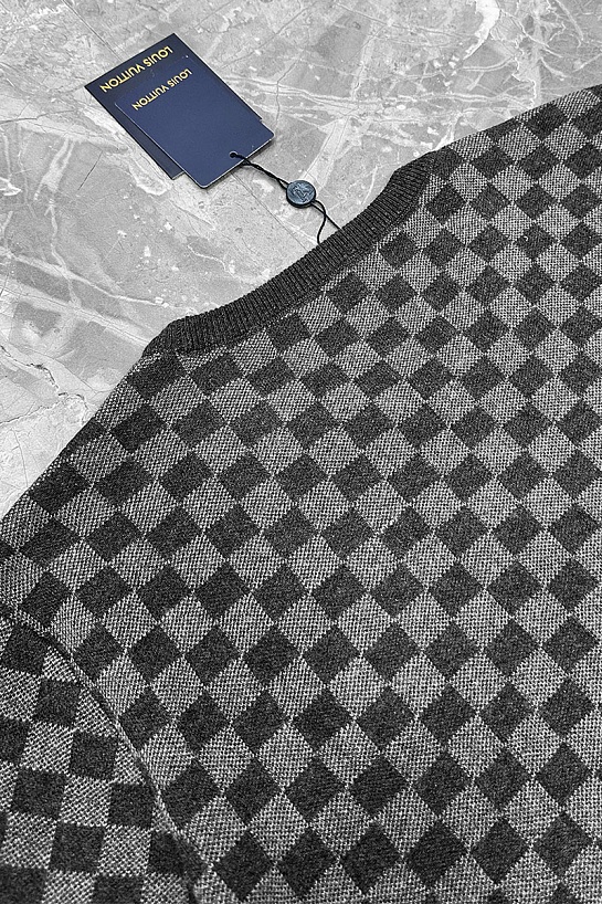 Мужская кофта серого цвета Louis Vuitton Damier embossed logo