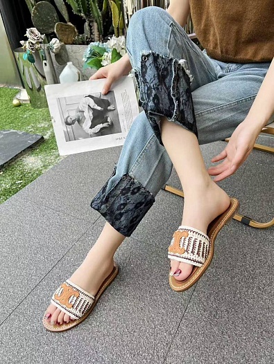 Женские шлёпанцы Celine   