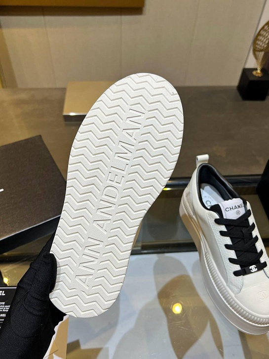 Женские кожаные кроссовки Chanel premium