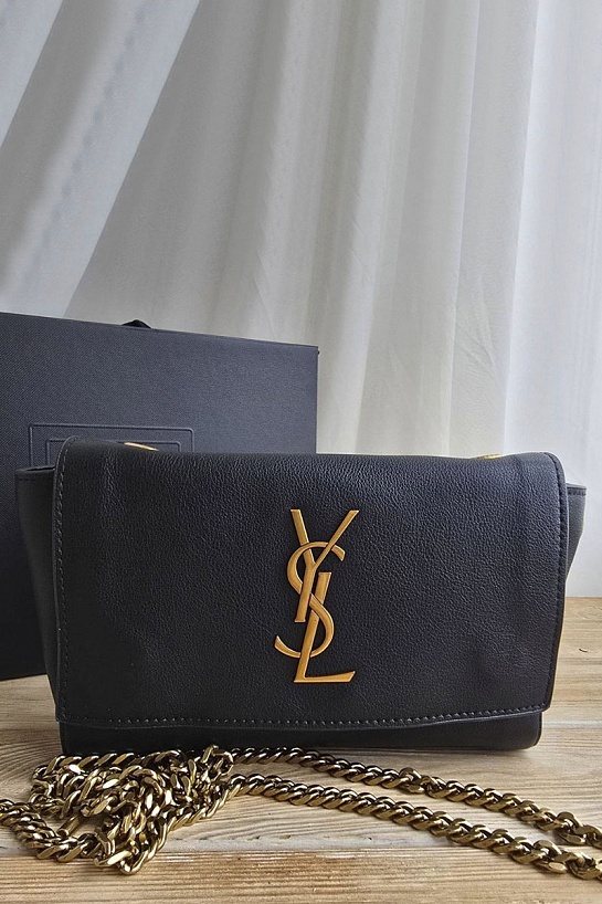 Кожаная сумка Yves Saint Laurent Kate 25x14 см
