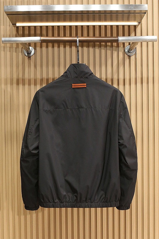 Мужская чёрная ветровка Zegna