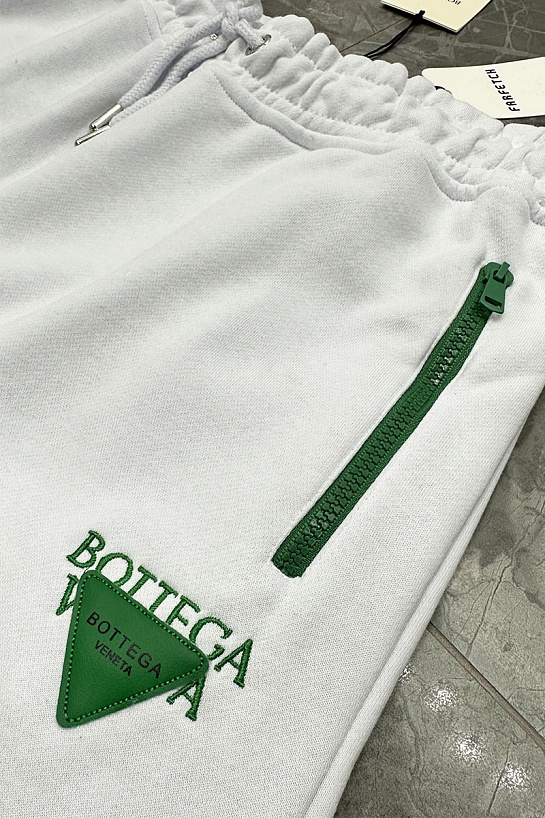 Мужские белые шорты Bottega Veneta