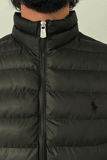 Мужской жилет зелёного цвета Polo Ralph Lauren   