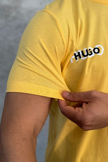 Мужская жёлтая футболка Hugo Boss logo print   
