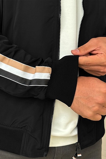 Ветровка чёрного цвета Hugo Boss Coltrane   