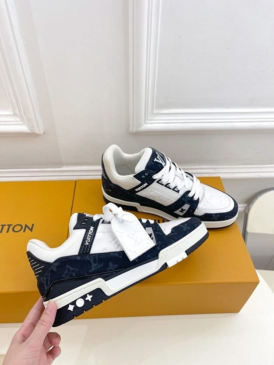 Женские кожаные кроссовки Louis Vuitton Trainer Monogram - White / Blue