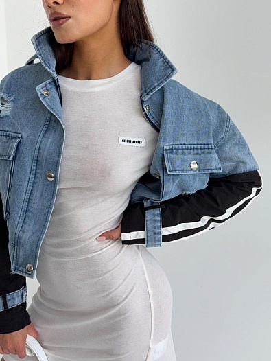 Женская джинсовая куртка синего цвета Balenciaga   