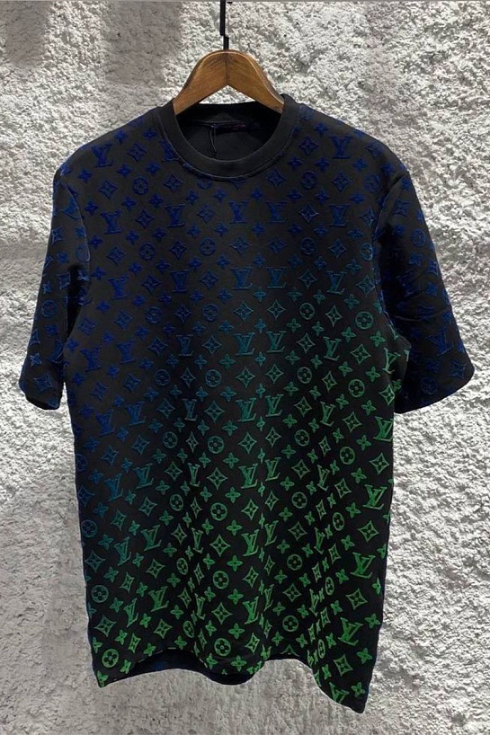 Чёрная оверсайз футболка Louis Vuitton Monogram Gradient