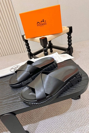 Кожаные шлёпанцы Hermes Infra   