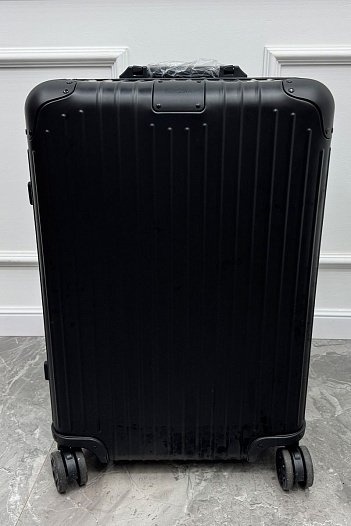 Чемодан Rimowa Aluminum M Premium 66x43x27 см   