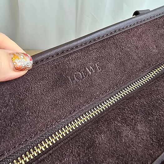 Замшевая сумка Loewe Amazona 27x18 см   