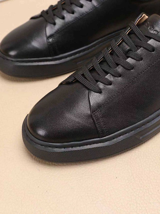 Мужские кожаные кроссовки Kiton