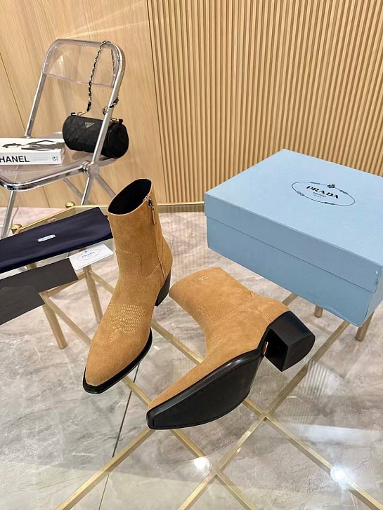 Женские замшевые сапоги Prada premium - Beige