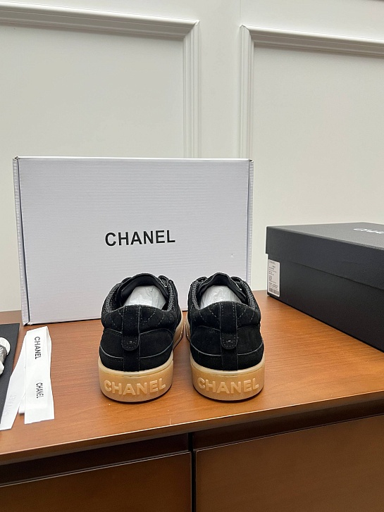 Женские замшевые кроссовки Chanel premium