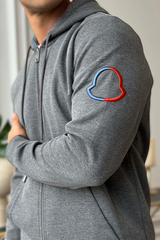 Серый спортивный костюм Moncler logo-embroidered