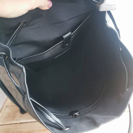 Кожаный рюкзак Coach Rivington 40x30 см