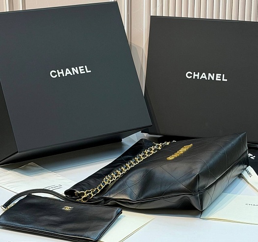 Кожаная сумка Chanel 22 premium 35x37x7 см   